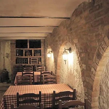 Hotel Halasz Airport Panzio 4*